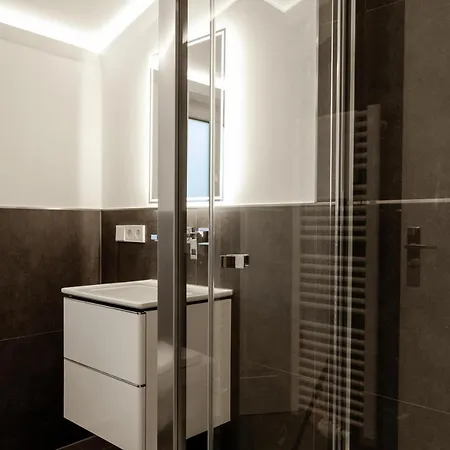 Appartement Lighthouse - Premium In Ruhiger, Zentraler Lage Rostock