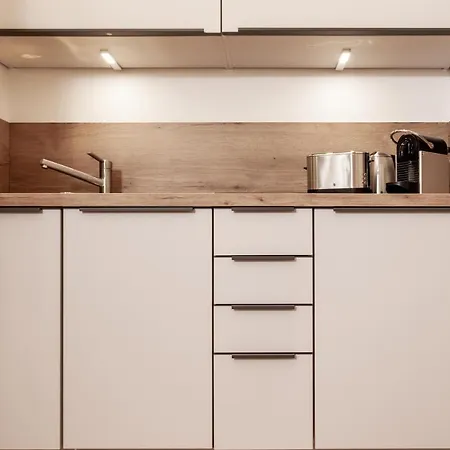Appartement Lighthouse - Premium In Ruhiger, Zentraler Lage Rostock