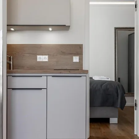 Lighthouse * روستوك