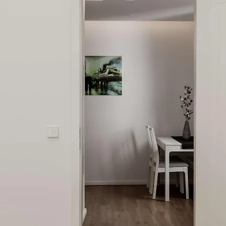 Lighthouse - Premium In Ruhiger, Zentraler Lage * Rostock