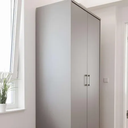 Lighthouse - Premium In Ruhiger, Zentraler Lage